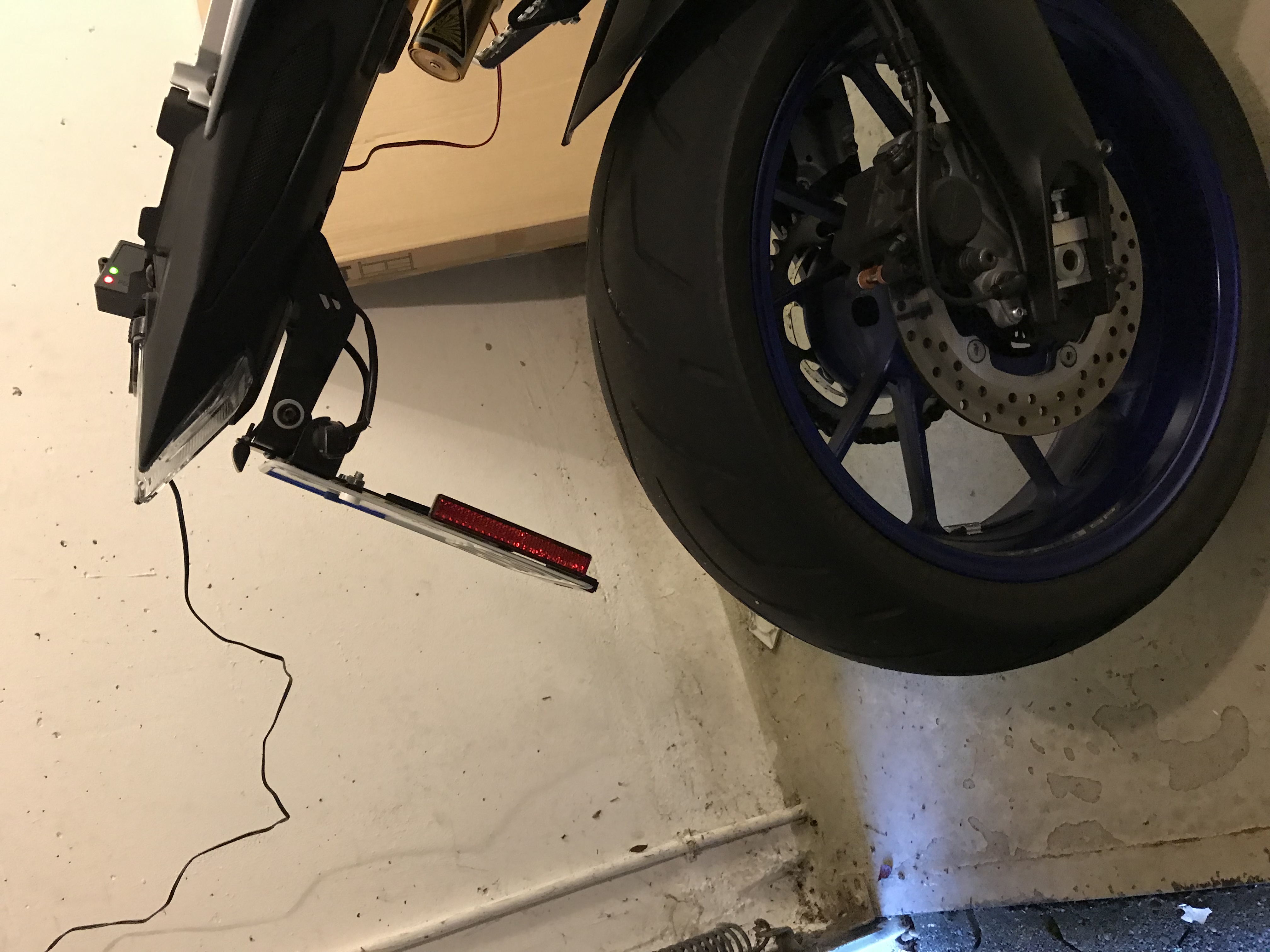 Seitliche Reflektoren für RN43 - Seite 3 - MT-09 - Sonstiges Zubehör -  Yamaha MT-09 Forum